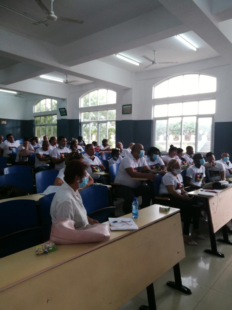 elsa_ena's tweet photo. #CubaCoopera y la Brigada Educativa de Guinea Ecuatorial en Malabo, desarrolla la reunión mensual. #CubaEducativa #PorUnaGuineaMejor @PresidenciaCuba @DiazCanelB @MMarreroCruz @CubaMined https://t.co/1pSeiq9vBt