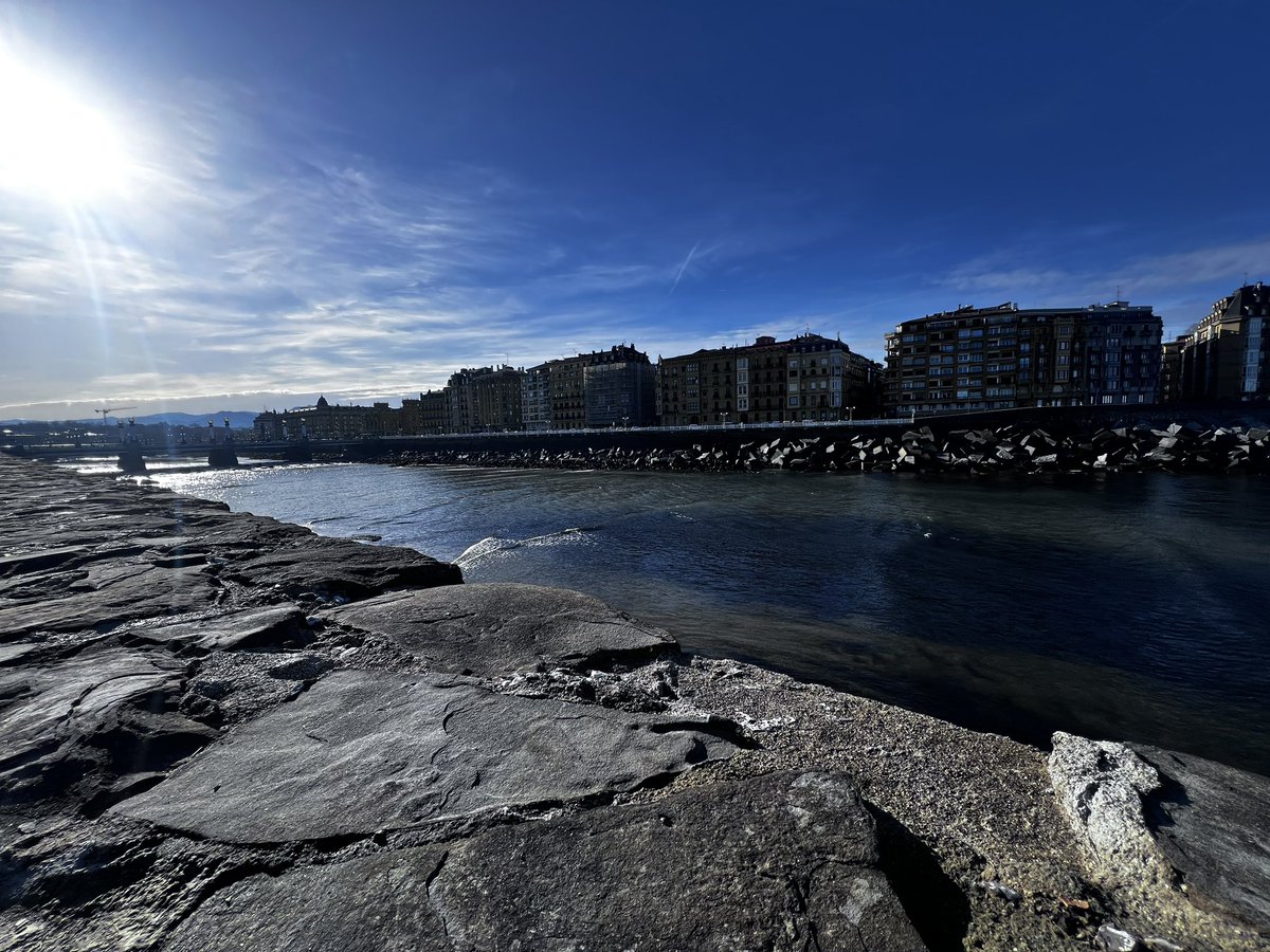 FloVi33's tweet image. Détente..!!