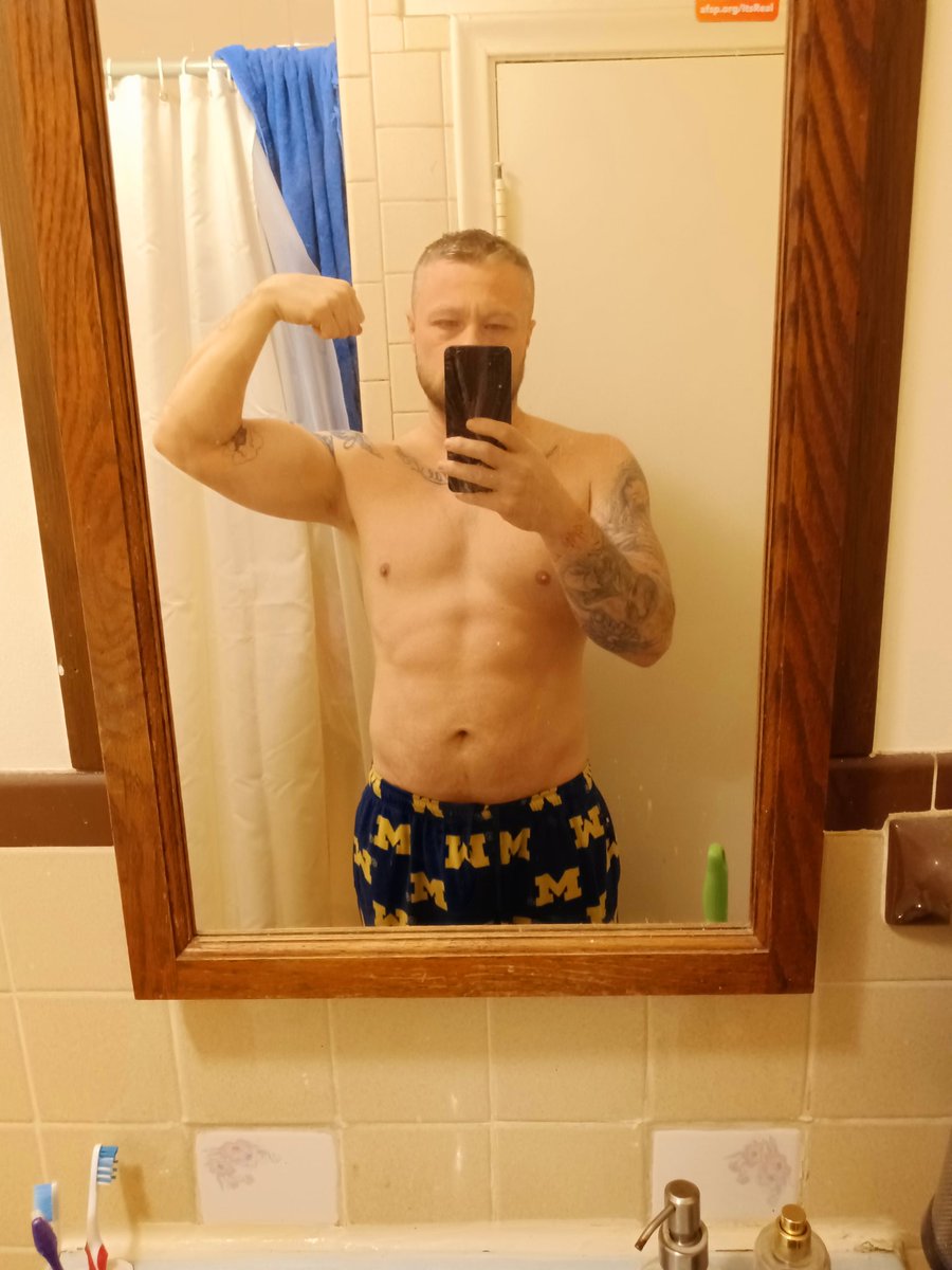 I haven't done an update on the journey so here it is 191lbs still need more work but I'm liking my results so far