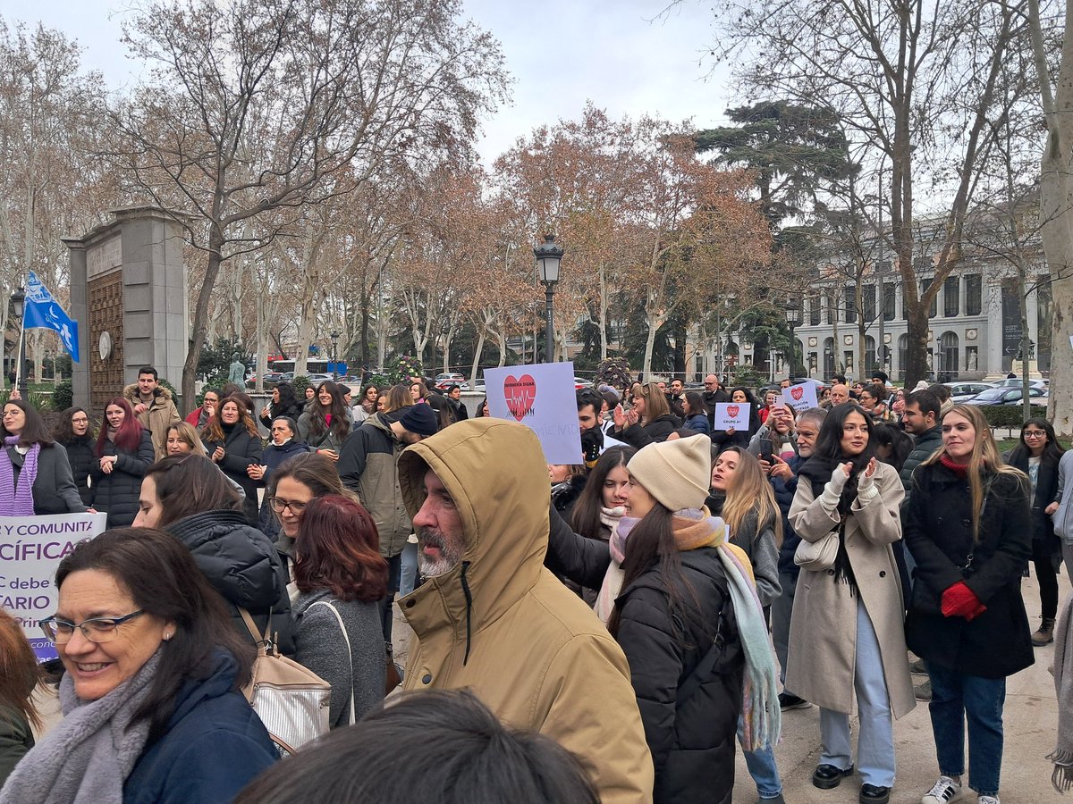 En Madrid también #diemprou 
Somos especialistas sin reconocimiento.
Somos #A1 sin reconocimiento 
¿Reconoces a tu enfermera?