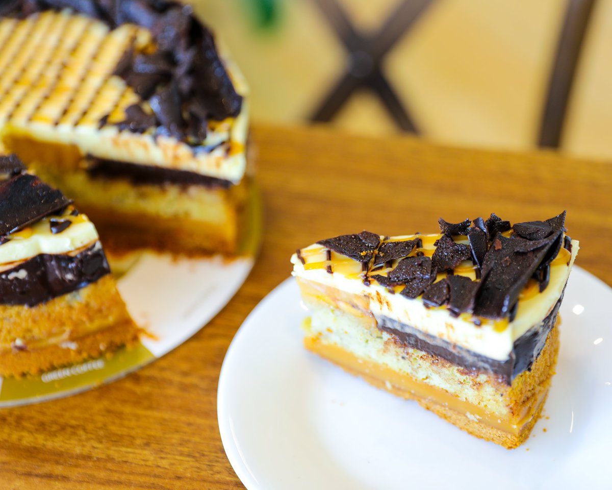 thegreencoffee's tweet photo. Our Banoffee Pie is like nothing you've had before! You’ll surely love this extraordinary treat that blurs the lines between cake and pie! https://t.co/0KwxXrNFdA