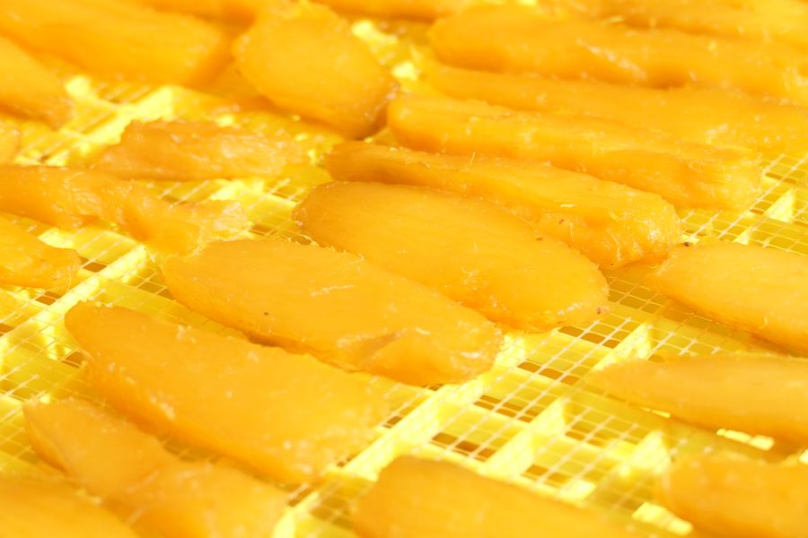 2024年、お待ち頂いておりました「丸干し芋」＆「厚切り芋」＆「食べ比べセット」の発売がスタートです📷
youtube.com/watch?v=7VvcW8…