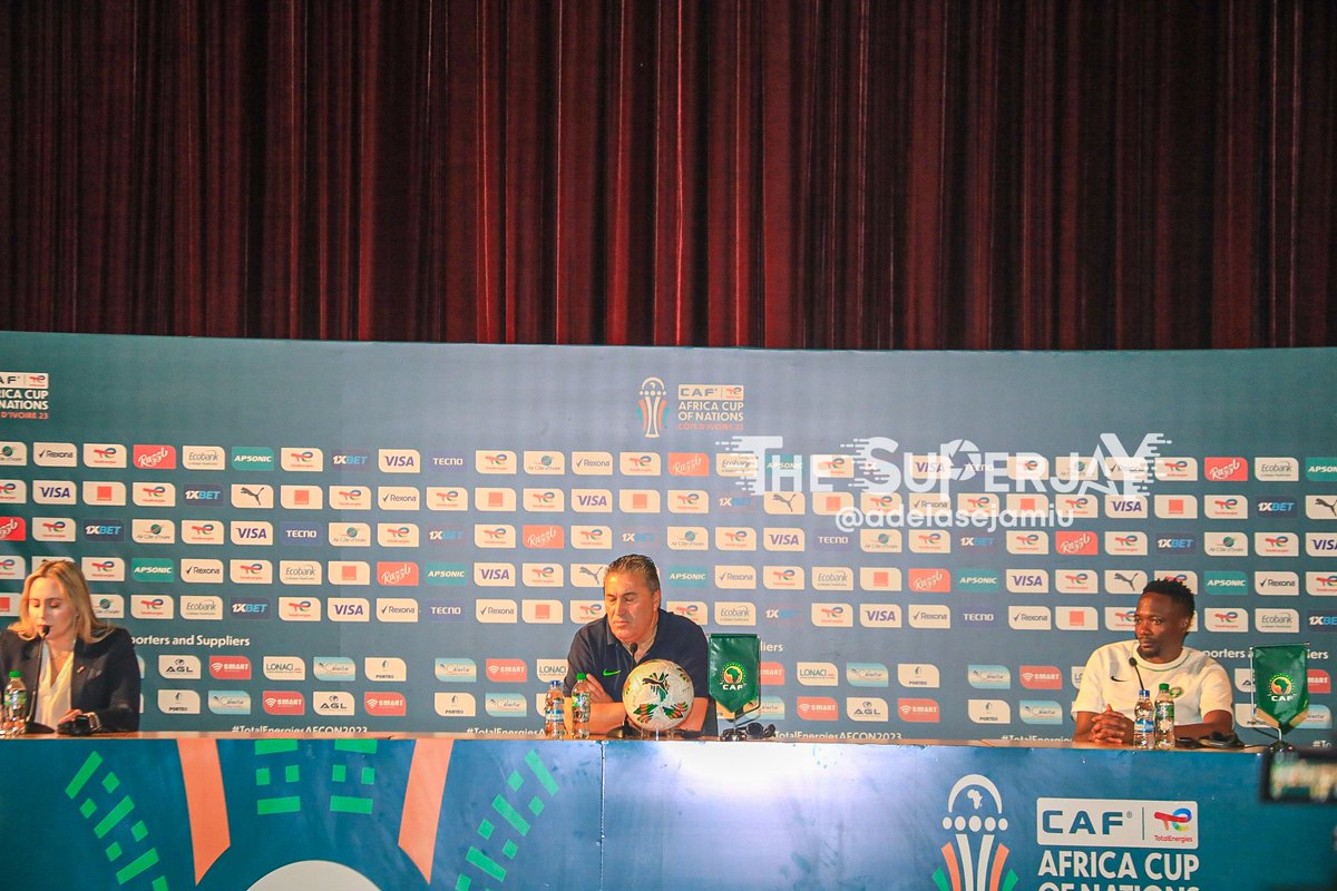 adelasejamiu's tweet photo. 🚨PRESS CONFERENCE

@JosePeseiro Teams have  advantage in positions within the team, my job is to strike a balance within the team and compete.

Kelechi Iheanacho and Paul Onuachu arrived at 4am today 

#AFCONwithSuperjay 
#AFCON2023 https://t.co/UWBK5uShxf