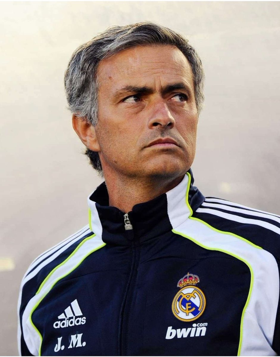 ElInmortal____'s tweet photo. Para mí, que este tío se partiera la cara por el madridismo denunciando contra todo y contra todos la corrupción del Barça y del CTA cuando nadie se atrevía, convirtiéndose en el blanco de la mayor campaña mediática en contra que recuerdo, vale más que cualquier título.

HONOR. https://t.co/h6N4LoQcRA