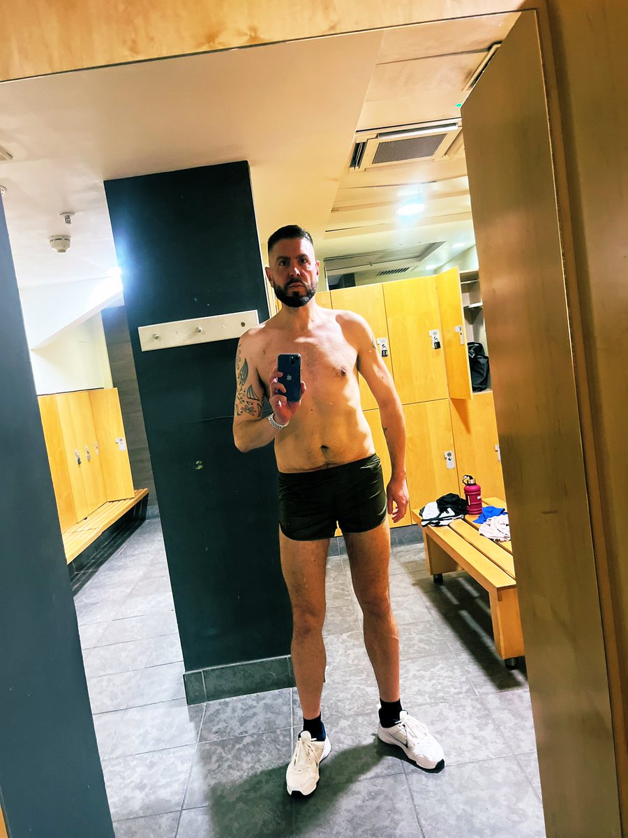 TimmyKernow's tweet image. That’s 2 hours of cardio down ✅
#BodyAttack #BodyStep 

1 hour of PT to go❌
#PersonalTrainer 

Saturday gym is go! #GymGay #BodyTransformation #Selfie #BodyMotivation