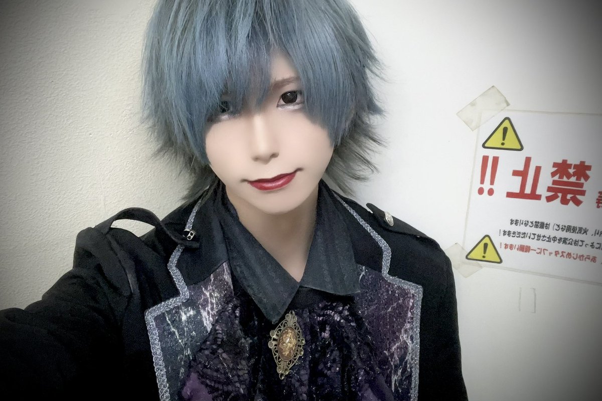 dkbr_nii's tweet photo. 1/13 うに生誕
お誕生日おめでとう!
飛び入り参加のうにトークで前盤メンバーとステージでお話出来て楽しかったね😙
なんだか昔を思い出したよ😉
明日は森羅万象最終日です
楽しもっ!!
チェキ予約お待ちしております。 https://t.co/PmA7BlE6uK