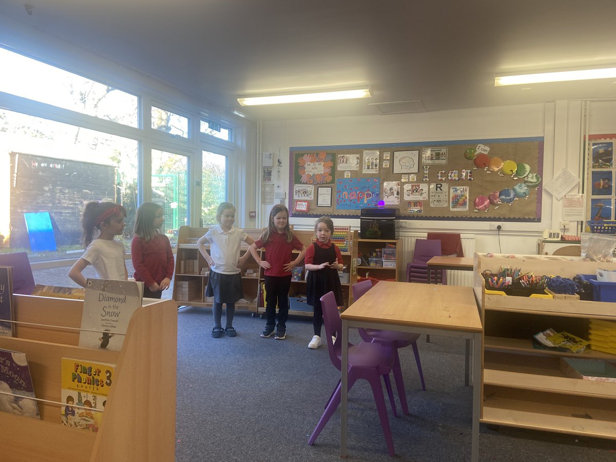 Painting, reading, counting and  aPeter pan show. #p1superherostars