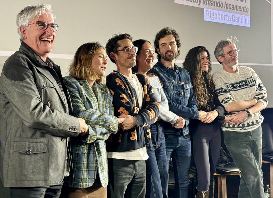 Gracias! Rigoberta Bandini, Fernando Moresi, Valeria Castro y Guille (Vetusta Morla), Marina Herlop, Xoel López, por compartir vuestro talento en la Academia de cine como nominados a Goya a mejor canción. Entrañable y divertido. 

Ver el encuentro en youtu.be/ox2vPE1KMgM