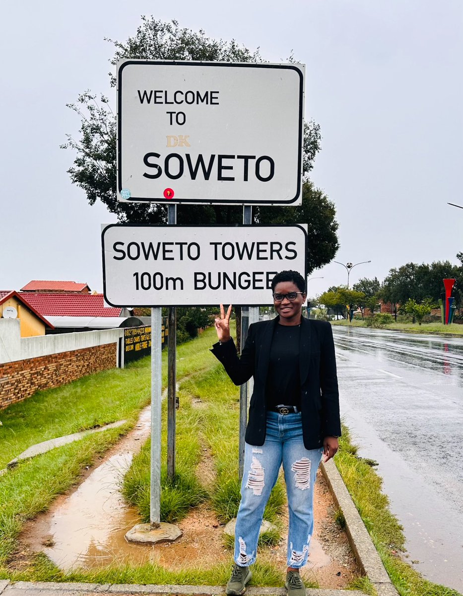 BellaNuvunga's tweet photo. #VisitAfrica,#Soweto
Soweto is an acronym for "South Western Townships." It was originally created as a segregated area for black people during the apartheid. Vilakazi Street, is the only street in the world to have housed two Nobel Prize winners - #NelsonMandela and #DesmondTutu https://t.co/qumzWYTnfw