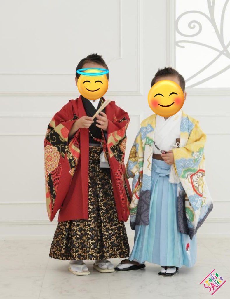 ____O4ky's tweet photo. .

   七五三  撮影 やっとした 〜〜  🫧🫰

   ５歳と５歳ですよねえ 〜 って 言われたので 遅れた 七五三なので  5歳と３歳で、、、 って 気まずかったわ  🥹🥹

. https://t.co/vE4frSX2Zp