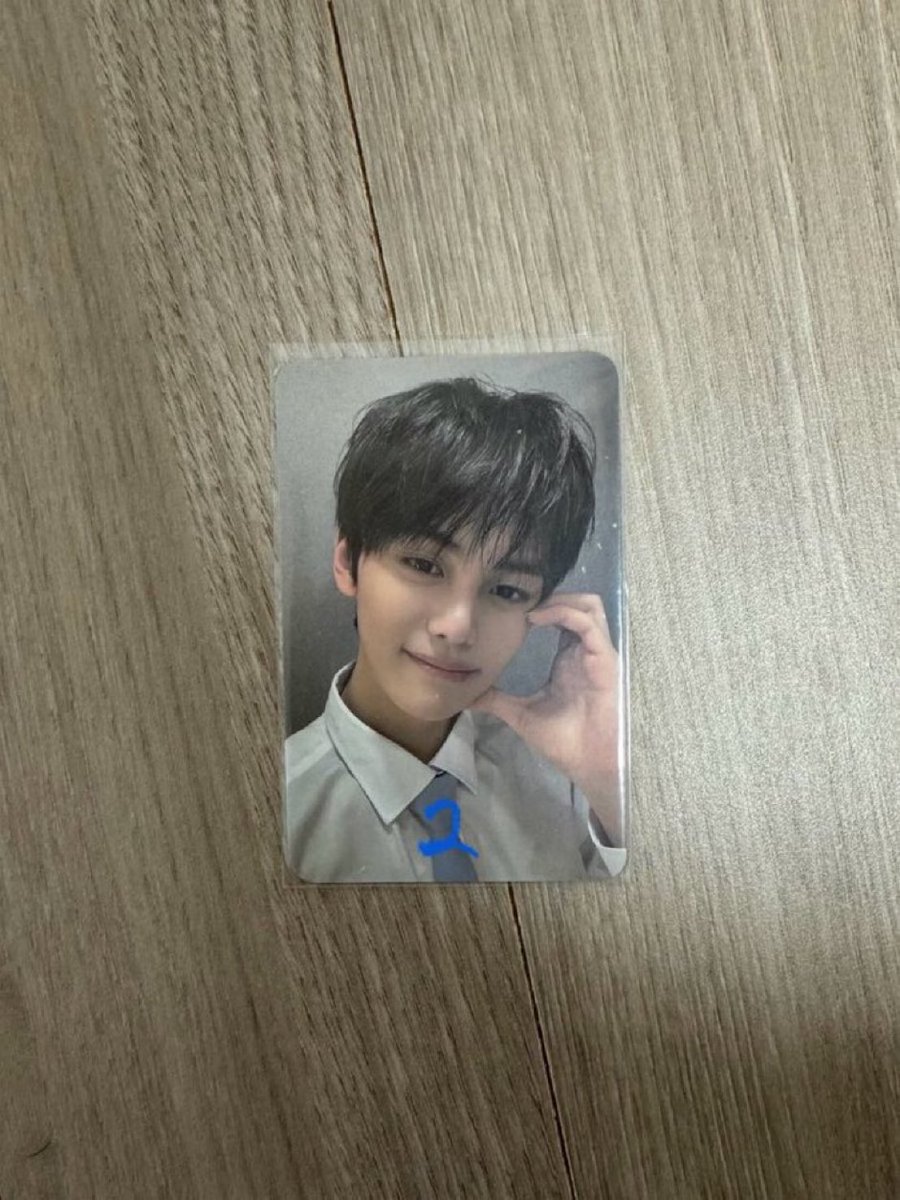 didehdidl's tweet photo. 김규빈 포카 양도 

2.0
디엠 주세요!

zerobaseone zb1 제베원 wts sell photocard poca pc pcs 장하오 성한빈 김지웅 석매튜 김태래 리키 김규빈 박건욱 한유진 포카 판매 멜팅포인트 zhang hao 파이널 특전 cgv 보플 생중계 https://t.co/QFHxfCbKxv