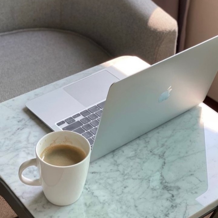 vice89152195's tweet photo. 個人的には、甘いコーヒーはあまり好きではありません。甘すぎたり、砂糖を入れた後のコーヒーはもう本来の風味を持っていないと思います。
#登山女子 #山登り好き #山登り
#東京
#커피 #사무실 #컴퓨터 https://t.co/D1hldwyjRJ