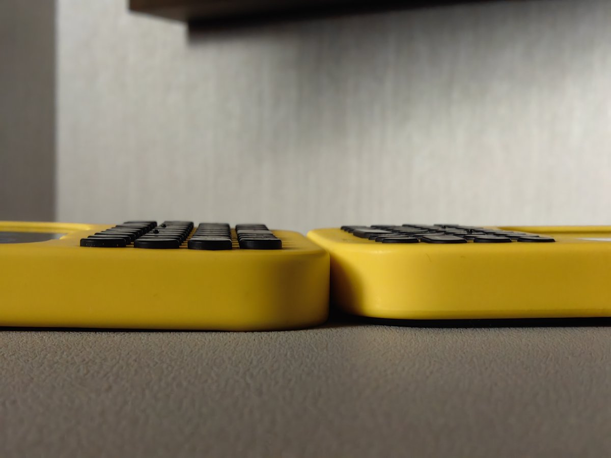 iPhone用キーボードカバーClicks Creator KeyboardのiPhone 15 Pro Max