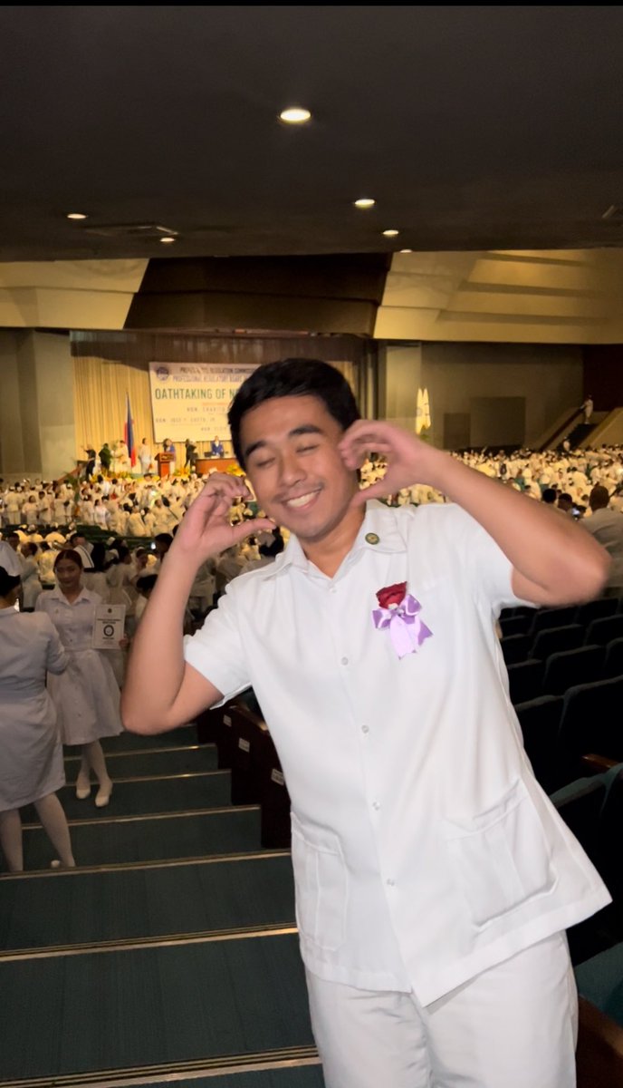 MrkFerrer's tweet photo. Officially FERRER,RN 🐯💚💛 https://t.co/pNJvV9GpD7