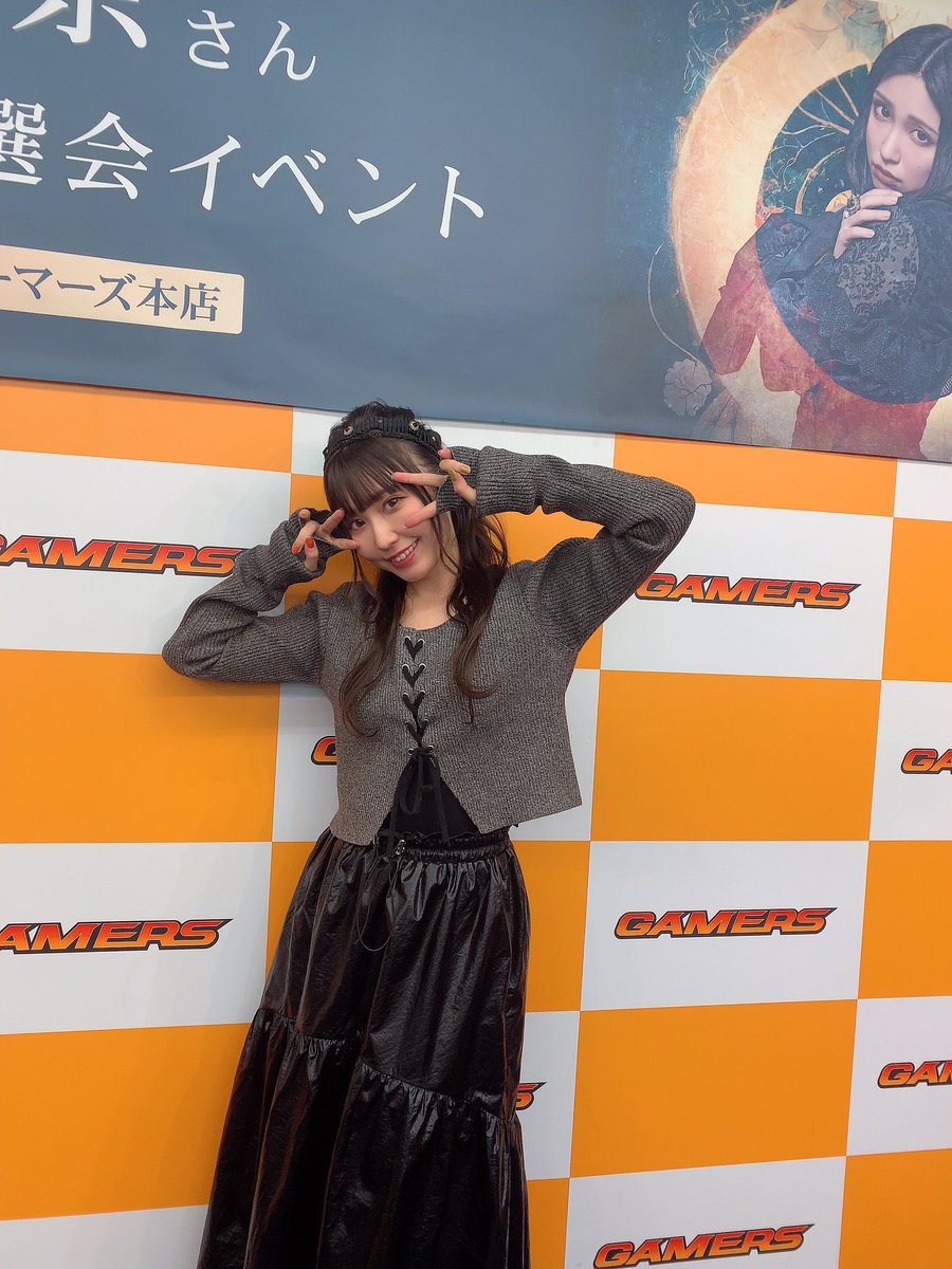 aina_suzuki723's tweet photo. リリース記念抽選会ありがとうございました！
ガラポンガラポン〜😚
今日は沢山皆様と近くでおしゃべり出来て嬉しかった〜♡

このあとはリミスタさんにてオンラインサイン会っ
まってますよ〜🥰 https://t.co/qyAR7jYo0Y