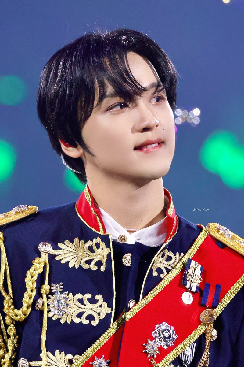 tete_haechan's tweet photo. Level 1                                                Level 100 https://t.co/tBWSrs93WD