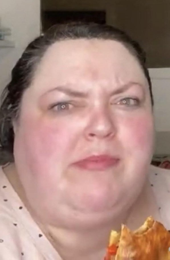 That pose is not cute when we all know how you look without filters #foodiebeauty #FoodieBeautyAnimalAbuser