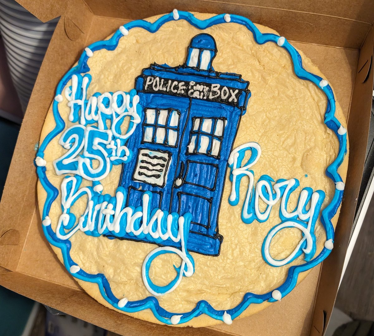 PigeonTracks's tweet photo. Hap Birf to me🎉 https://t.co/xm4xyKDX7G