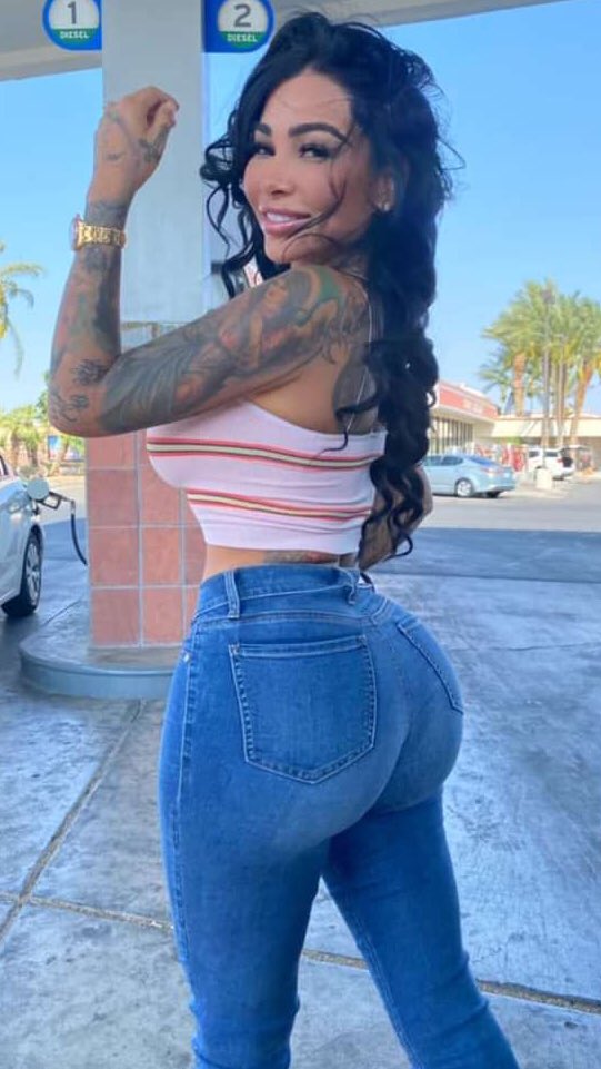 Hey loves, gosh can’t believe it took so long to get back in here. Can’t believe took over 3 months. I hate people who like to report me and get me locked out.