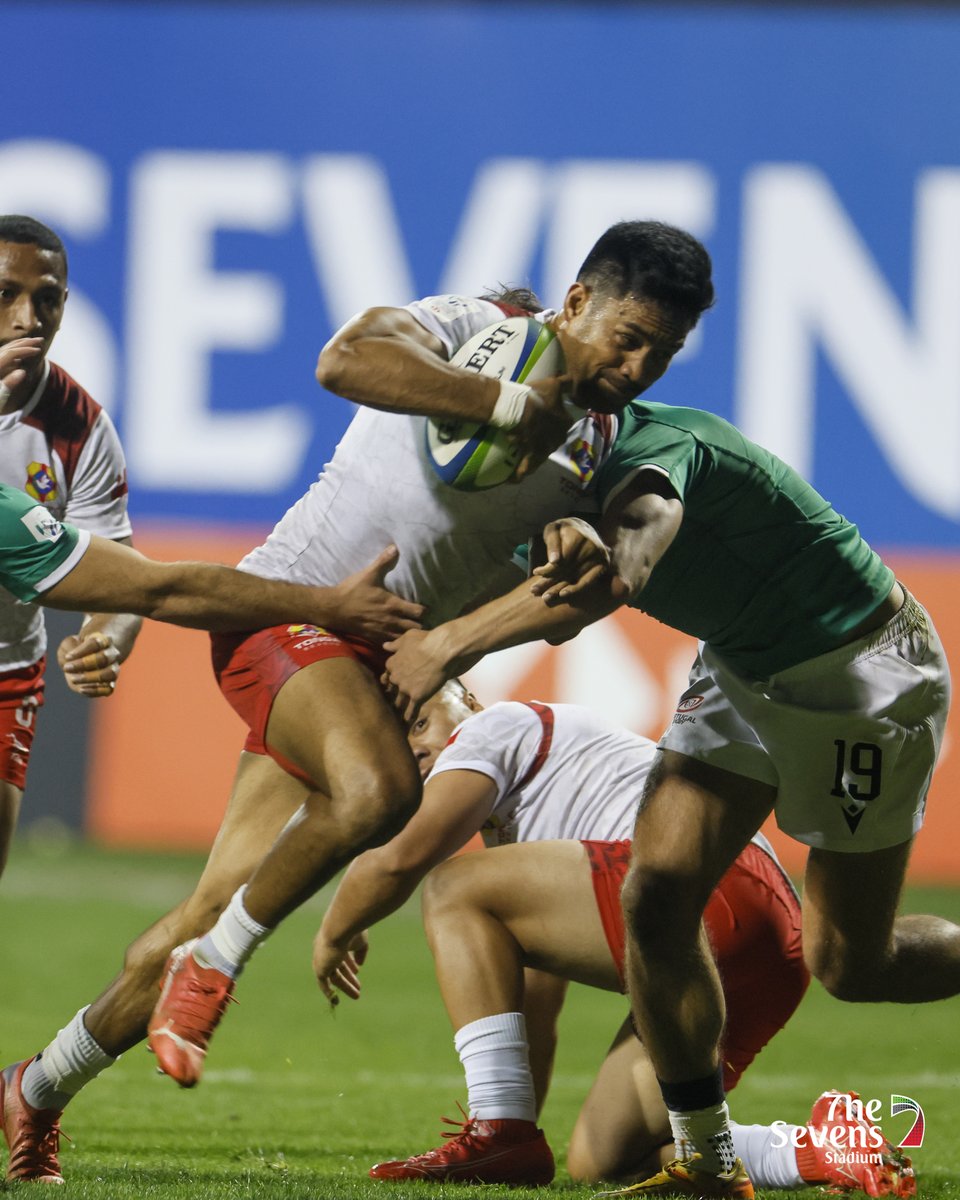 Dubai7s's tweet photo. The World Rugby #HSBC Sevens Challenger teams put on a show for us last night 😍
Day 2 kicks off at 11:15am, with the first game of the day PAR V ARG 👊
#thesevensstadium #SevensChallenger #rugby7s https://t.co/dOUShteRSi