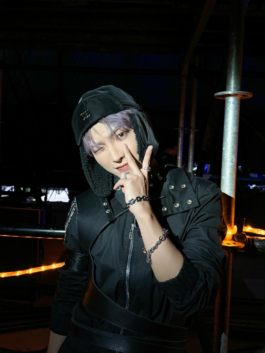 1024 tweet media
