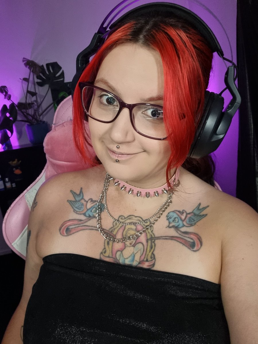 DuckieBoom tweet media