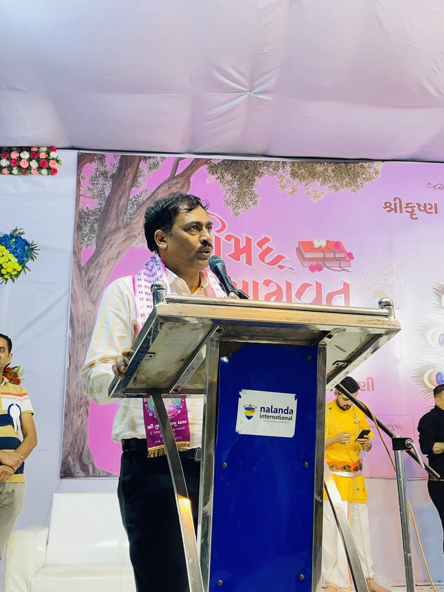 RajeshJoliyaBJP's tweet photo. મોટા વરાછા લજામણી ચોક ખાતે આયોજીત થયેલ શ્રીમદ ભગવત કથામાં ઉપસ્થિત રહેવાની અને બે શબ્દો કહેવાની તક આપવા બદલ સૌ આયોજકોનો ખુબ ખુબ આભાર..
જય શ્રી કૃષ્ણ..🙏 https://t.co/VswzYTMsya