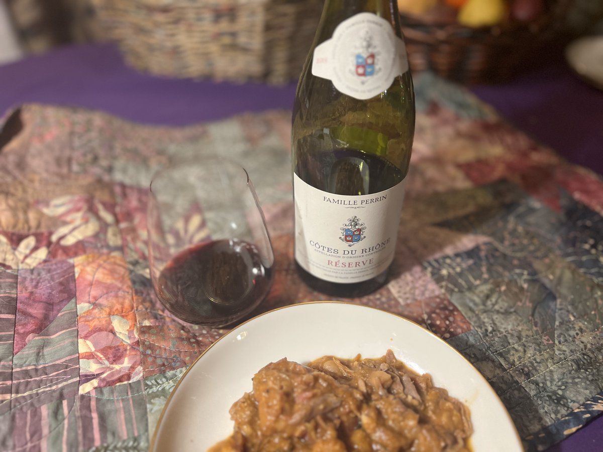 The Gift of Wine and A Gift of Wine: 2019 Famille Perrin Côtes du Rhône Reserve with Cassoulet #Winophiles: The gift of wine… and a gift of wine. When I learned in December that the Winophiles prompt for January 2024 was… bit.ly/3Hjs24Q by @ArtPredator #vino #wine