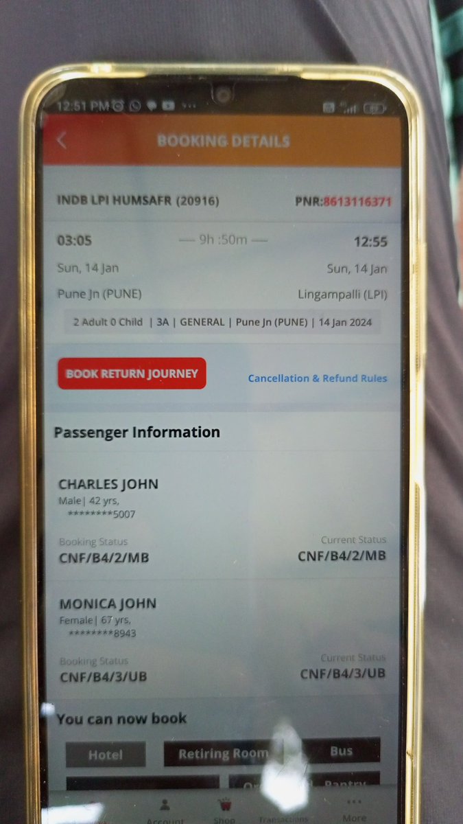 Charles72277809's tweet photo. @IRCTCofficial @IndianRailMedia @RailMinIndia @Central_Railway I've just made this booking mentioning book only if one of lower birth confirmed, God knows why did it proceeded?? How do you want my 67 yrs old mom to take UB. What can I do at 3am ... Requesting other pax in sleep. https://t.co/hWBQt9OgE5
