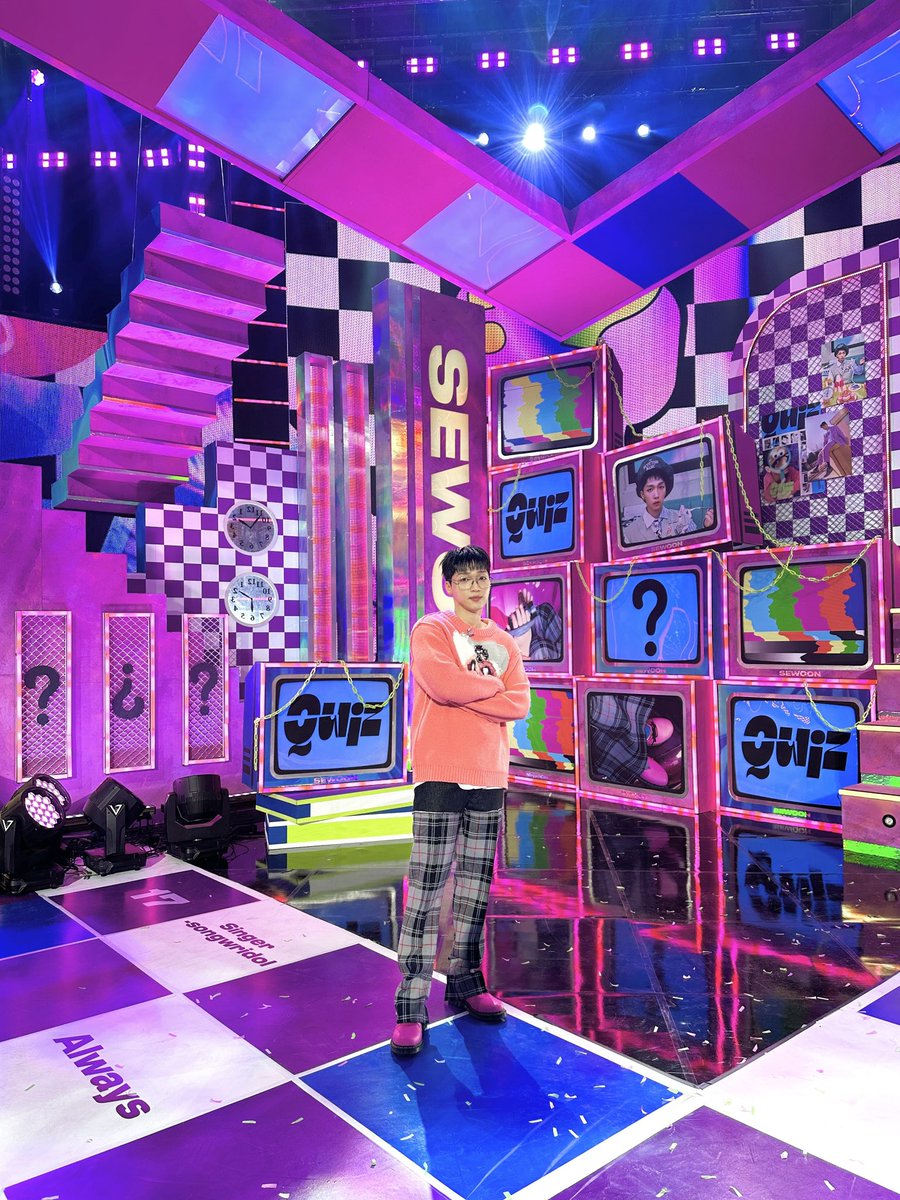 jeongsewoon_twt's tweet photo. 📸 2024.01.13 #MBC #쇼음악중심

오늘도 세운이와 행운 합창단의
아름다운 듀엣 무대 완료 💓

세운행운 서로의 마음을 말로 
다 설명할 수 없었던 미니 팬미팅까지! 🥹💕
언제든 어떤 모습으로든 서로의 행운이길 🍀

#정세운 #JEONGSEWOON 
#Quiz #퀴즈 https://t.co/S2OrW2ohu8