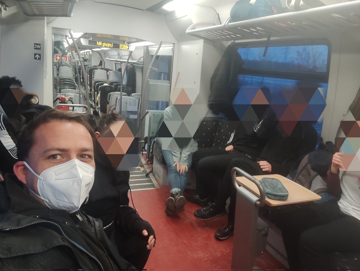 TassiloTimm's tweet image. Unterwegs nach Berlin zum Lenin-Liebknecht-Luxemburg-Wochenende

Gibt kein besseren revolutionär-optimistischen Start ins Jahr 2024

Der REBELL setzt sich zum Ziel, eine neue sozialistische Jugendbewegung zu fördern.

Vorwärts zum Sozialismus!

#LLL24 #LLL2024 #LL24 #LL2024