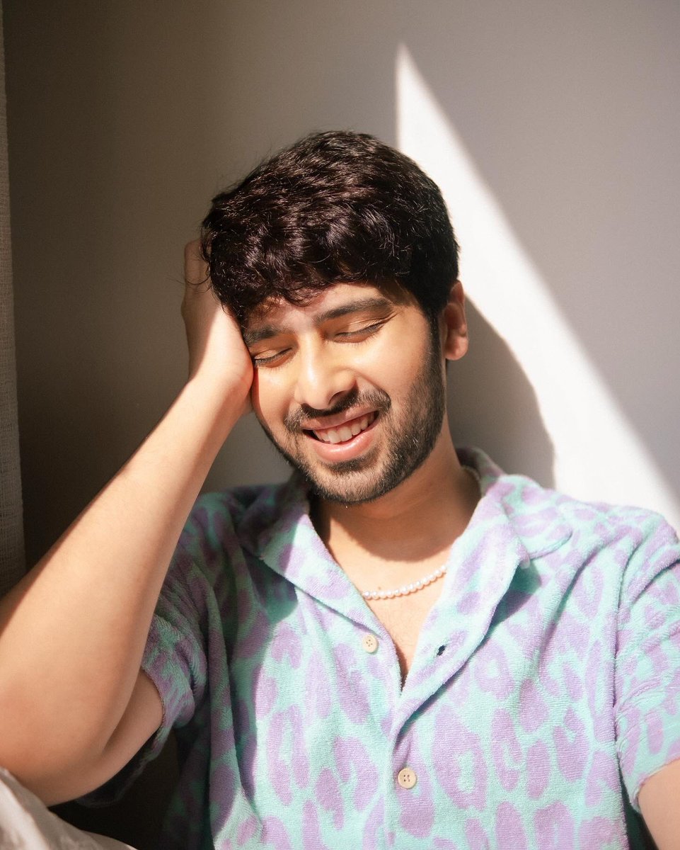ArmaanMalik22's tweet photo. Happiness over anything else > https://t.co/Jdpoq10NmM