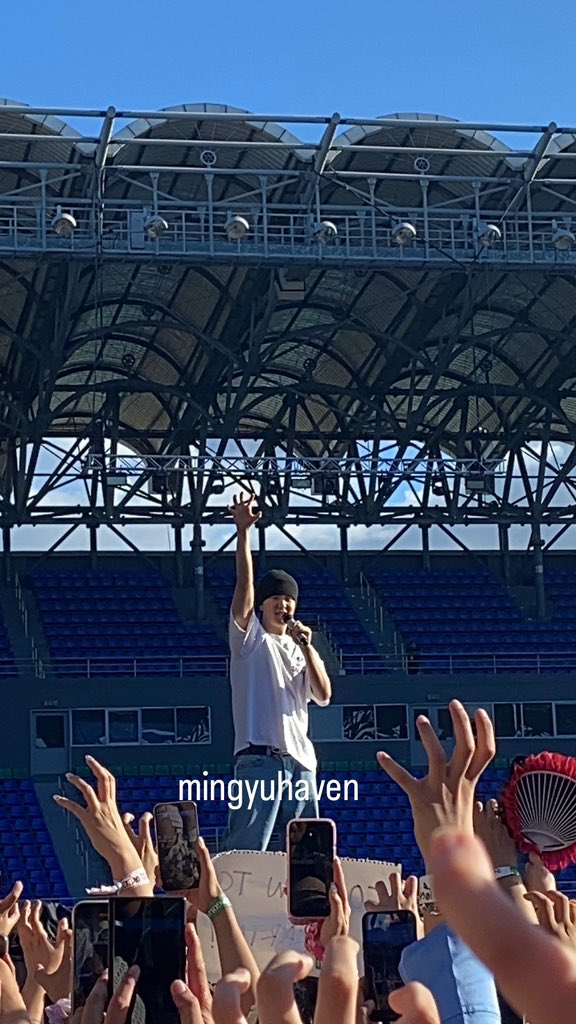 mingyuhaven's tweet photo. KULTO NI HOSHI AYAN NA HAHAHAHAHS https://t.co/odT11DByTk