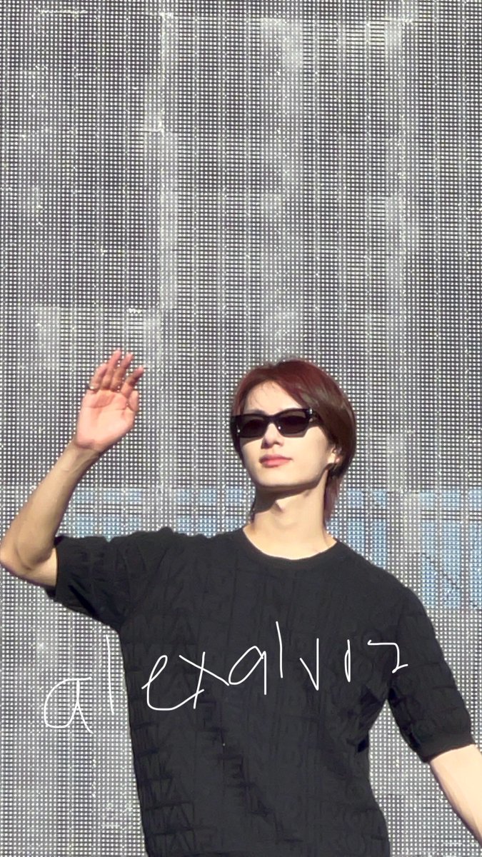 hanniepyung's tweet photo. MOON JUNHUIIIIIII https://t.co/X1YXIb4mNo