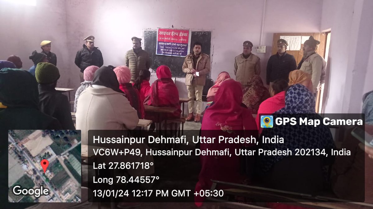 aligarhpolice's tweet photo. #SSP_Aligarh के निर्देशन में #CO_Chharra द्वारा #ऑपरेशन_जागृति अभियान के तहत रानी अवन्तीबाई इण्टर कॉलेज,  में छात्र/छात्राओं को साइबर अपराधों से बचाव एवं महिला हेल्पलाइन नम्बरों के बारे में जानकारी देकर किया गया जागरुक~  
#cyberawareness
#OperationJagritiAgraZone https://t.co/IyxHJg2Jcq