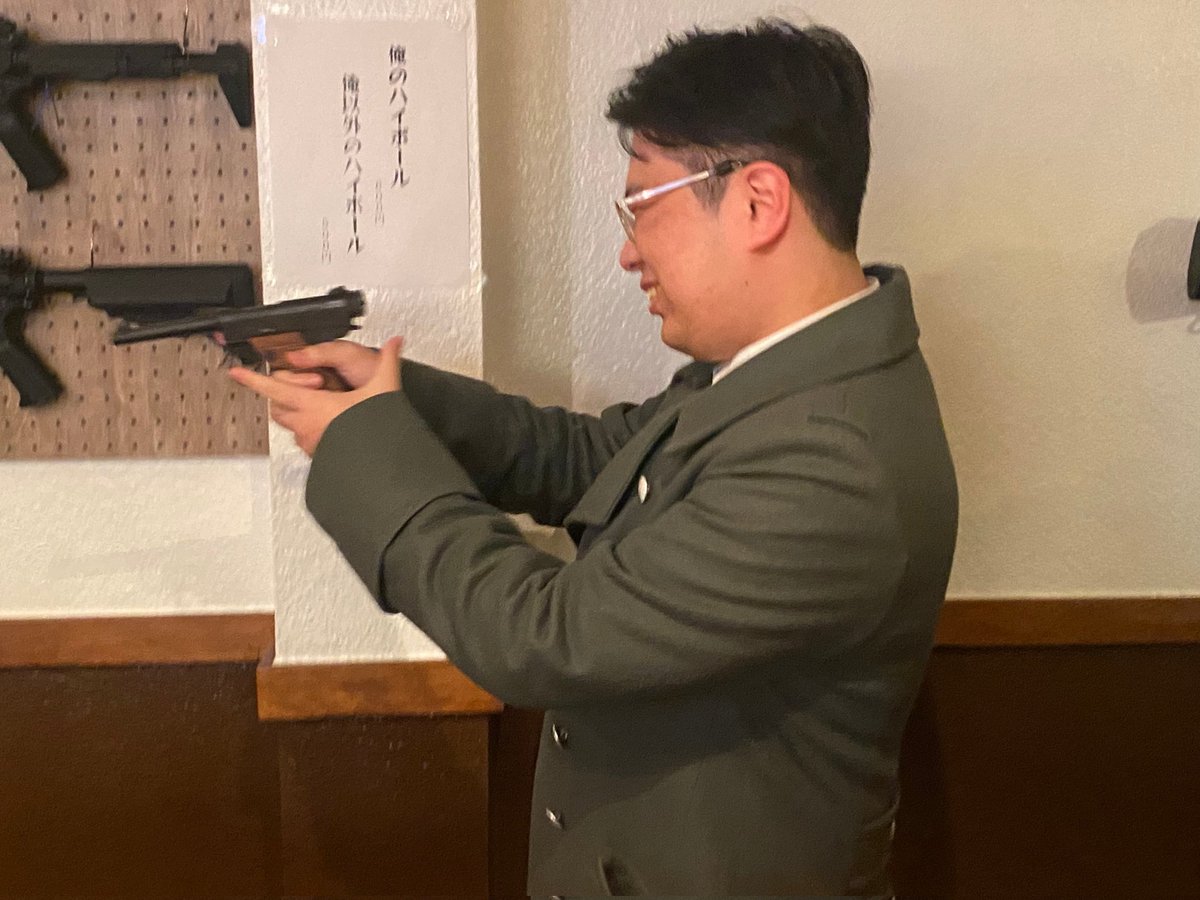 Pulsultra415's tweet photo. 昨日はお越し頂いたお客様方々ありがとうございます！
とても、楽しい時間でした！
次回のシューティングbar営業予定は
1月の26日を予定しています。
新たにお知らせがある場合はお知らせいたします。 https://t.co/O2JY5uGo4n