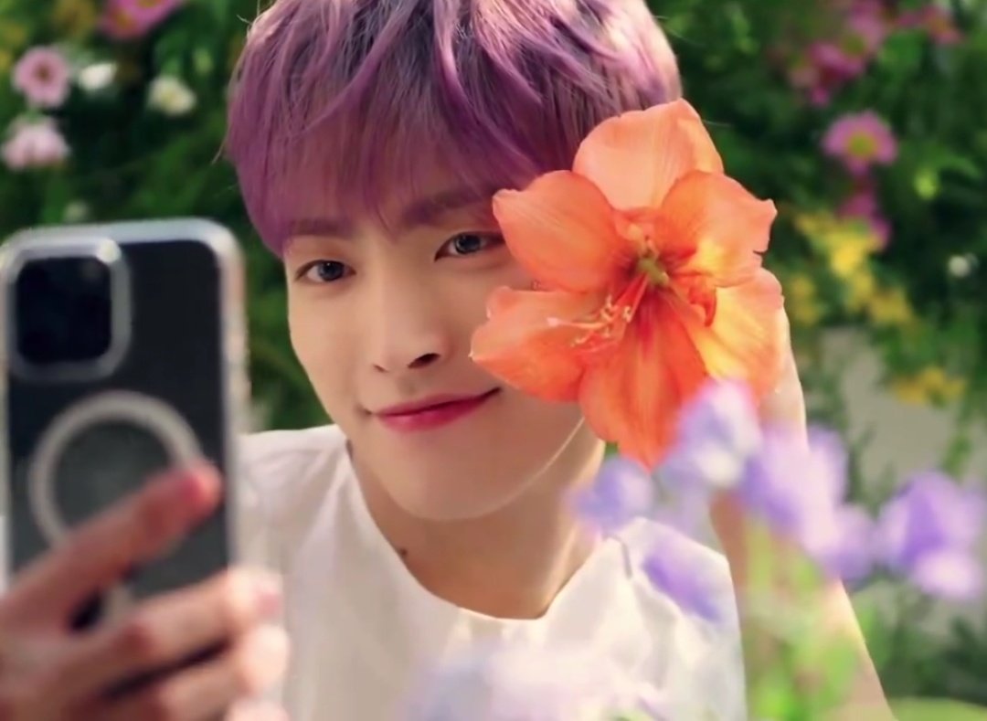 No 1 Like Hongjoong tweet media