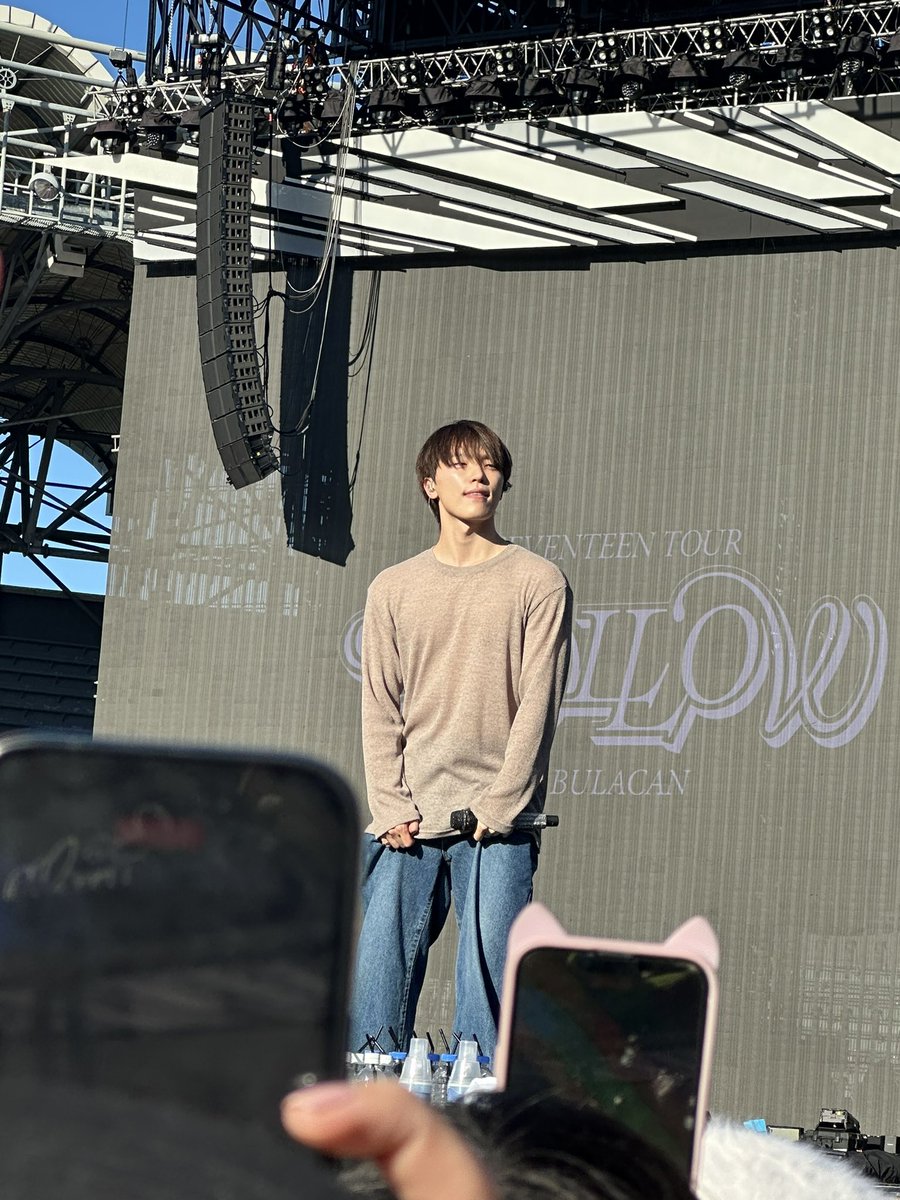 joshuihuii's tweet photo. "Manila's bunso, Philippines superstar, future of kpop" ❤️ https://t.co/OreyRdqEVW