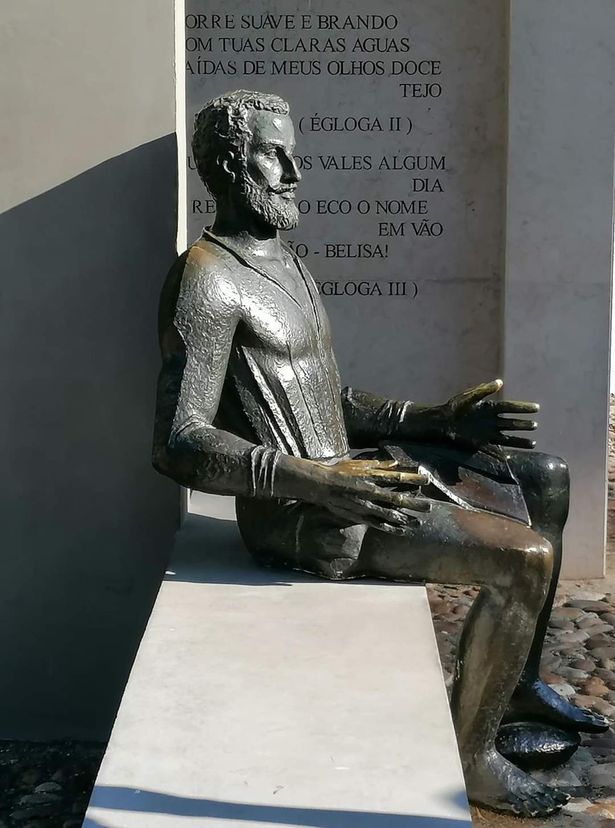 skymanuelima's tweet image. Constância é uma vila do distrito de Santarém, no Médio Tejo, é conhecida por ter sido local de residência do poeta Luís de Camões, que aqui escreveu alguns dos seus poemas líricos. 
#Constância #Santarém #MédioTejo #Luís_de_Camões #visitPortugal #travelphotography #viagens