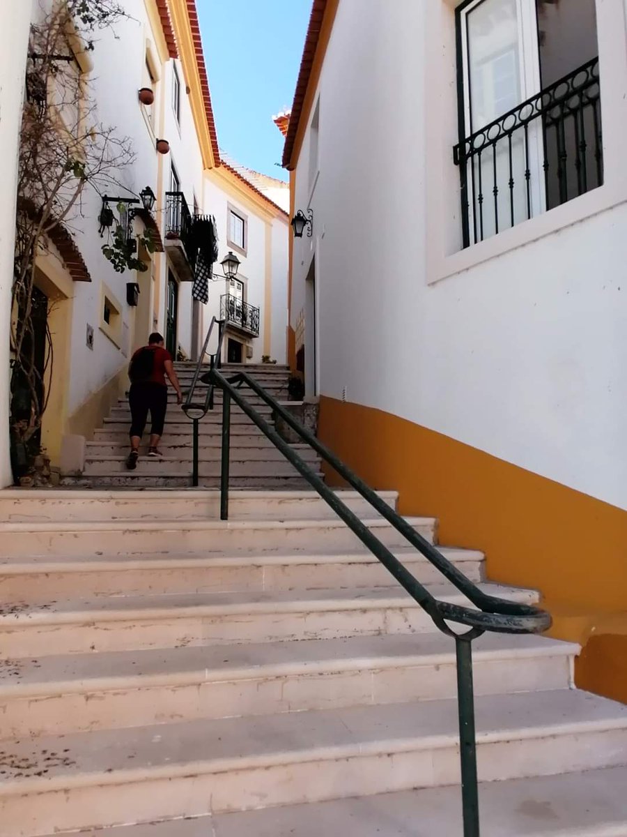 skymanuelima's tweet image. Constância é uma vila do distrito de Santarém, no Médio Tejo, é conhecida por ter sido local de residência do poeta Luís de Camões, que aqui escreveu alguns dos seus poemas líricos. 
#Constância #Santarém #MédioTejo #Luís_de_Camões #visitPortugal #travelphotography #viagens