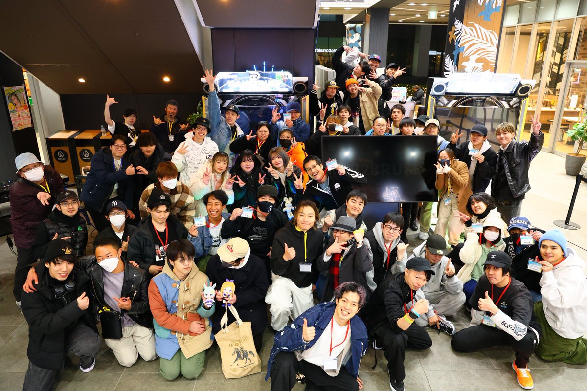 ugogon's tweet photo. 名古屋で3名✖️16チーム、48名出場の3on3大会！

優勝は【 #728RUSH （なにわラッシュ）】の皆さんでした✨✨

どのチームも独自の盛り上げ方で、楽しそうにプレイしてました！

神環境、神メンバーでした！
"また"やりましょう🔥🔥

#ささしまダンスラ交流会
#ささしま交流会
#DANCERUSH_STARDOM https://t.co/1XrlBu8VtR