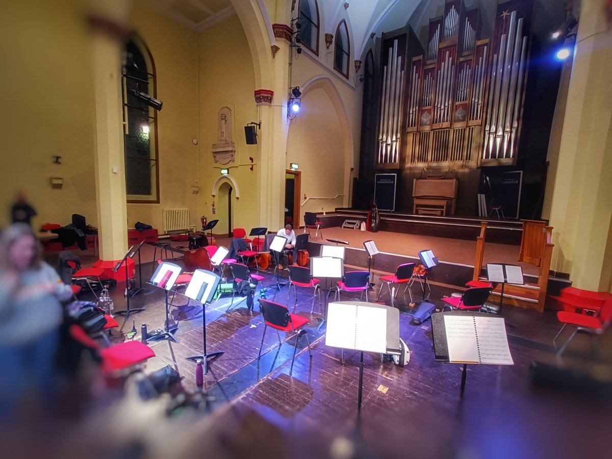 How wonderful to be rehearsing a Christmas themed piece for a recording next week. Keeping us in the Christmas spirit in January! 🤣🎄
#Recording #Musician #TheRowanQuartet #ChamberOrchestra #Gigs #Orchestra #Wedding #Event #ProfessionalMusician #Artists #HuddersfieldUniversity.