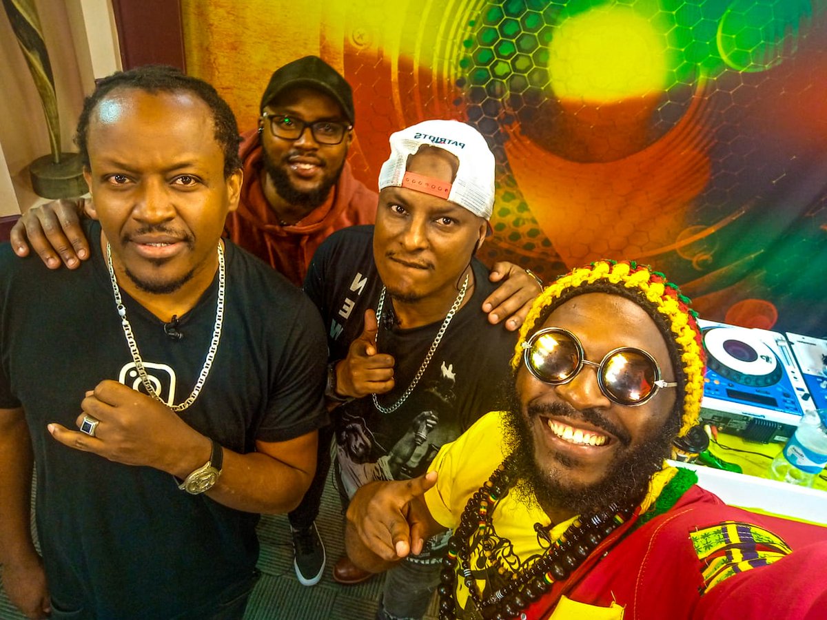 KamemeTvKenya's tweet photo. Team #CiaReggae mpo? Let's do this! Kasonge na kama kawa request tunazicheki SMS 21182
MC Ghettochild MOCH DJ SLIM 254 https://t.co/c9DTggtNko