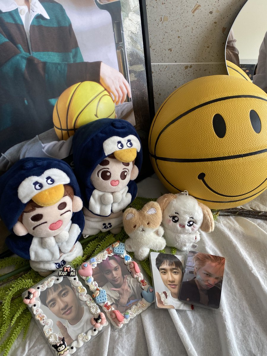 yyayehet's tweet photo. Happy Kyungsoo Day🐧
Happy Kai Day🐻
#PartydatewithKaiSoo
#KaiSooPartyinKL
#I_Do_With_DO
#HappyKyungsooDay
#HappyDOday
#도경수 #엑소디오 https://t.co/47iu85a6jJ