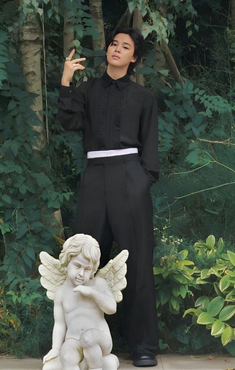 milfbeomgyu's tweet photo. catholicism if it slayed https://t.co/fDtAEmkrNB