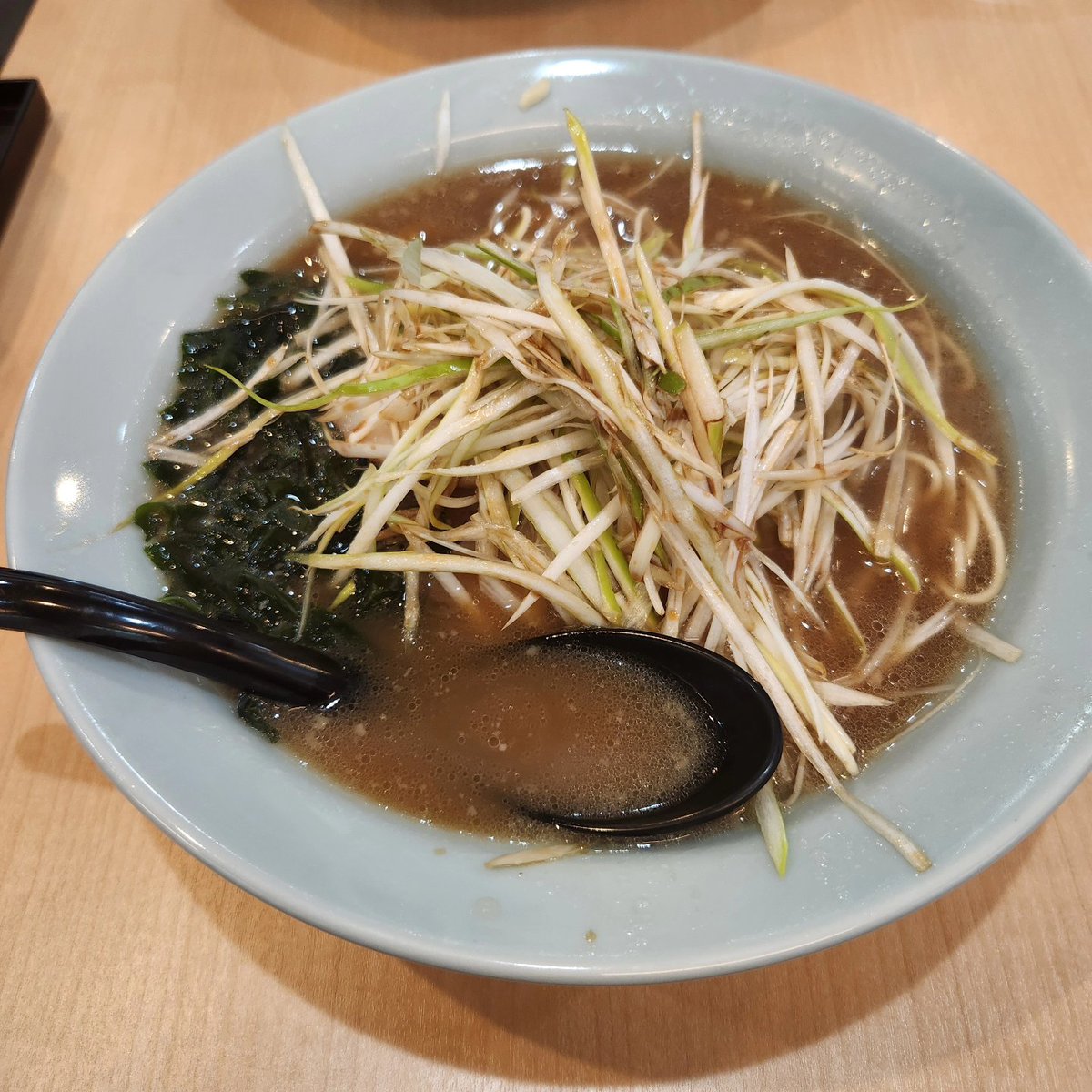maruco059's tweet photo. 2023.12.9にオープン
うまいやばい
#ラーメンショップ八峯

北関���のラーショに
近いスープでした
（個人の感想です）

大盛はかなりのボリューム😆⤴️⤴️

味噌も人気だったので
再訪したいと思います😊 https://t.co/lT2Jc3YT1q