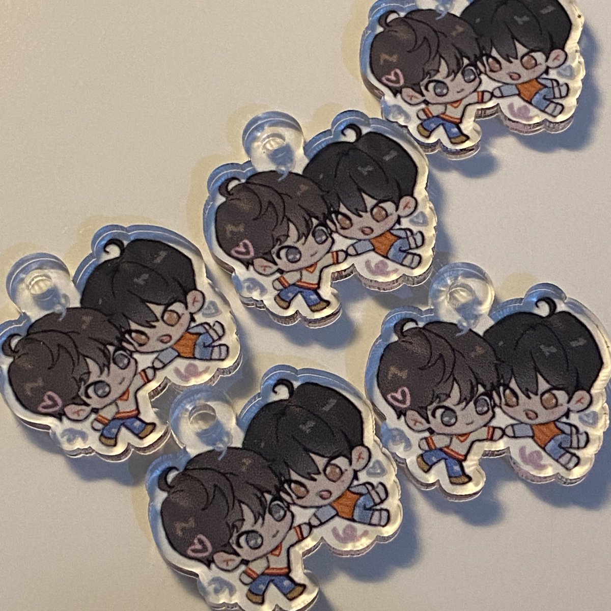 got some tiny pocketz phone strap as freebies for fate in sg <3