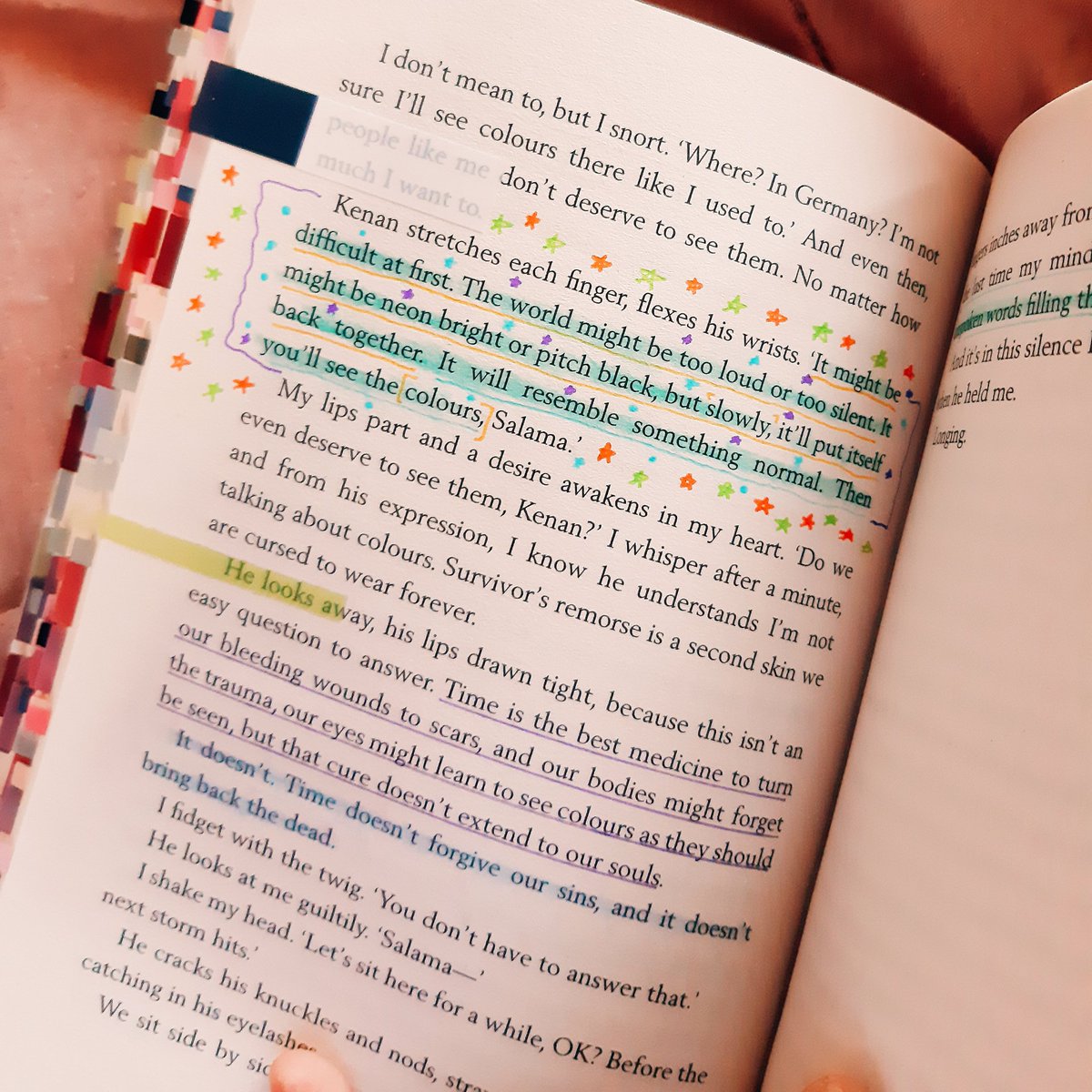 kenapa baca buku fiksi? 

— baca fiksi emang bikin lupa dan masuk ke dunia "halu" tapi pada saat yang sama, ngasih perasaan yang unik dan menyenangkan.