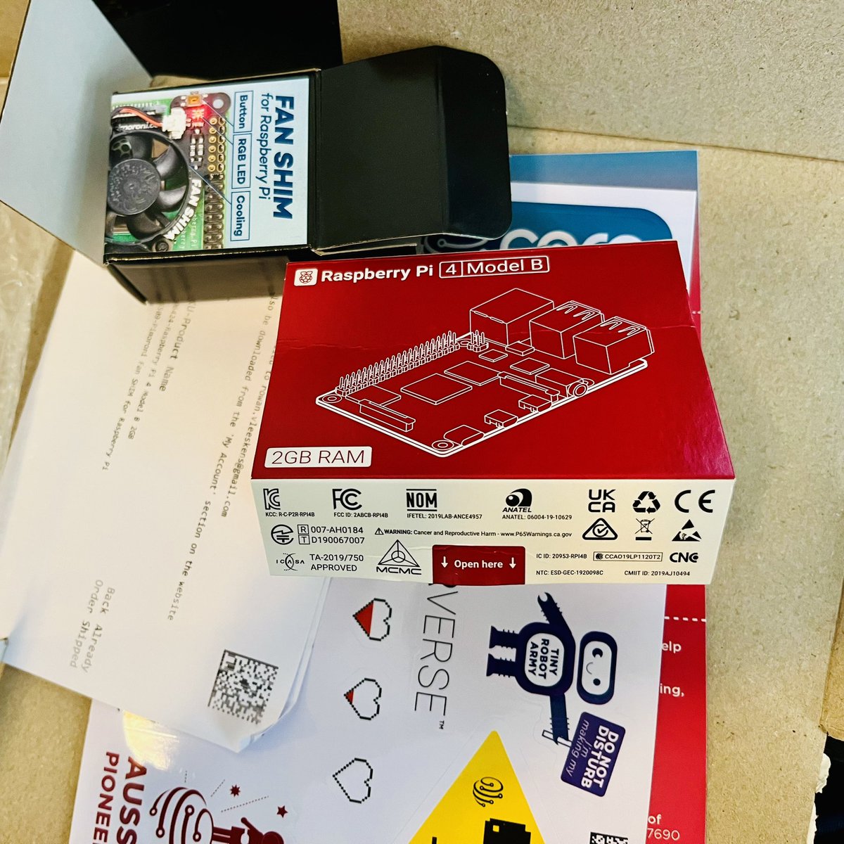 got a new toy to play with today! 

literally no idea what to build, paralysed by options! 

any ideas?