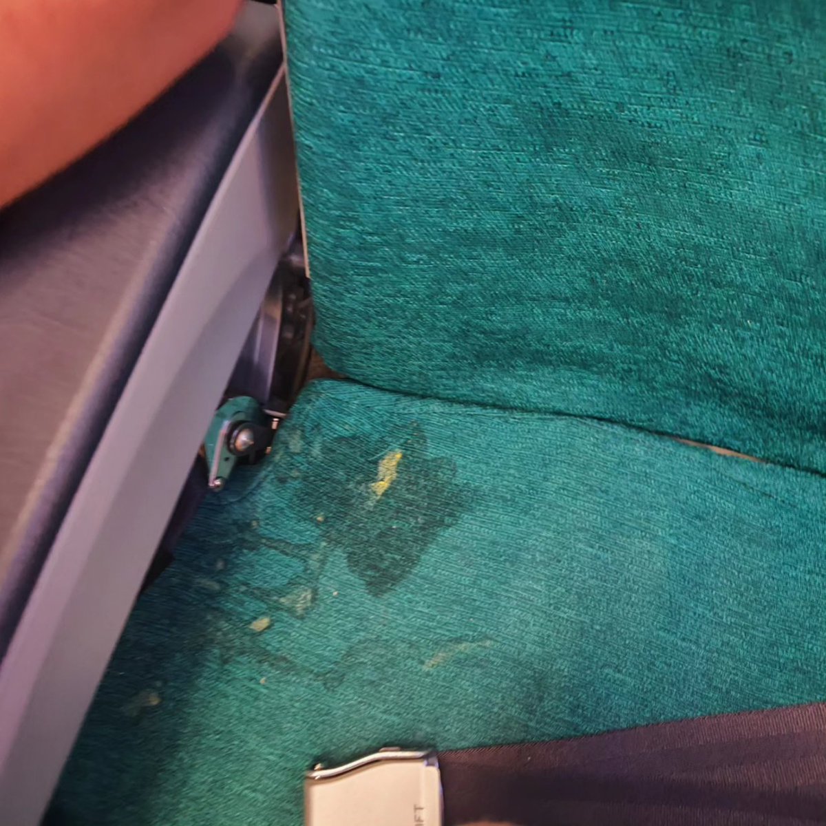 RoCoSol25's tweet photo. @AerLingus @connachtrugby Hope he gets a better seat than we did on our Orlando - Dublin flight in Nov which had VOMIT on seat when we boarded. Seat pad removed and NO sanitization of area done! We had no choice but to sit in it for 9 hours STILL no satisfactory response. https://t.co/AIjoLIKm1A